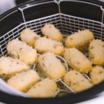 Bolinho De Aipim Com Frango Na Airfryer: Receita Passo A Passo 2 Bolinho De Aipim Com Frango Na Airfryer