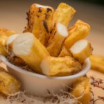 Linguiça Com Mandioca Na Airfryer: Receita Fácil E Deliciosa 2 Linguiça com Mandioca na Airfryer
