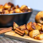 Maçã Com Calda De Canela Na Airfryer: Receita Fácil E Saborosa 2 Maçã com Calda de Canela na Airfryer