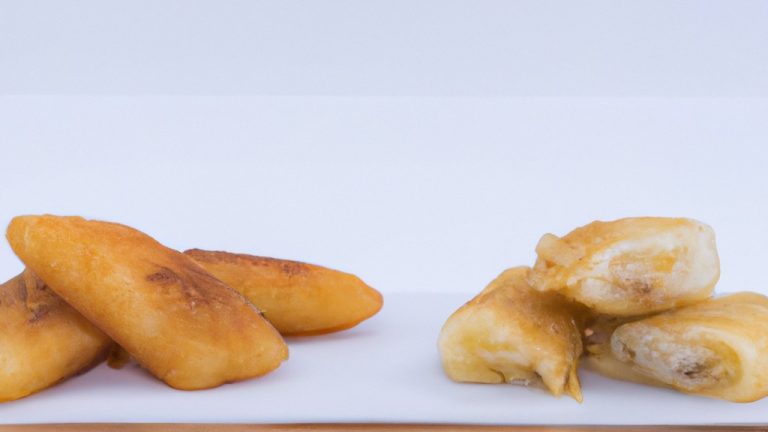 Imagem mostrando uma fritadeira Airfryer com papel alumínio cobrindo o fundo. O texto "Pode Colocar Papel Alumínio Na Airfryer? Sim, Veja Como Usar" está escrito na imagem.