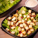 Salada Caesar Na Airfryer É Uma Delícia, Aprenda Como Fazer 2 Salada Caesar na Airfryer