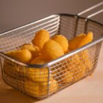 Fritadeira Sem Óleo Airfryer 2 Frango à Passarinho Airfryer