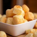 Croutons de Pão e Queijo na Airfryer
